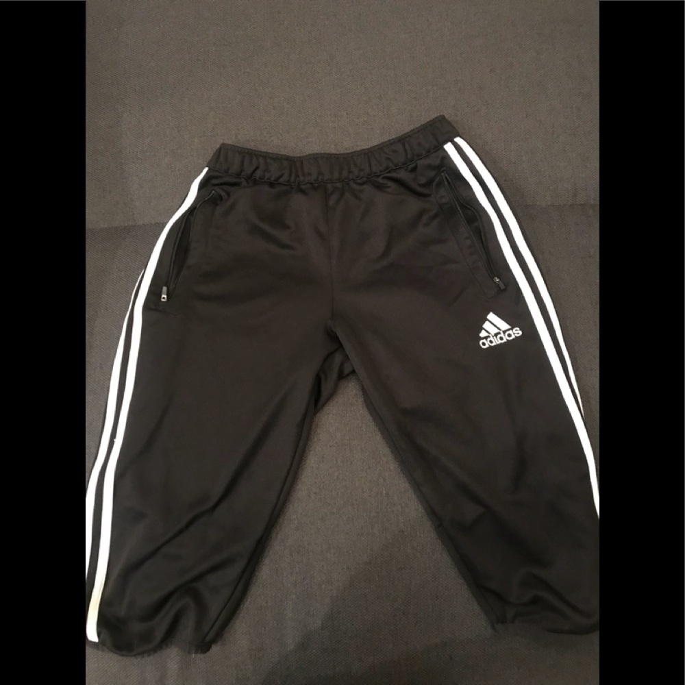 Adidas cutoff soccer pants size M